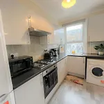 Ample Acton 4-Bedroom Flat,Ealing, West London