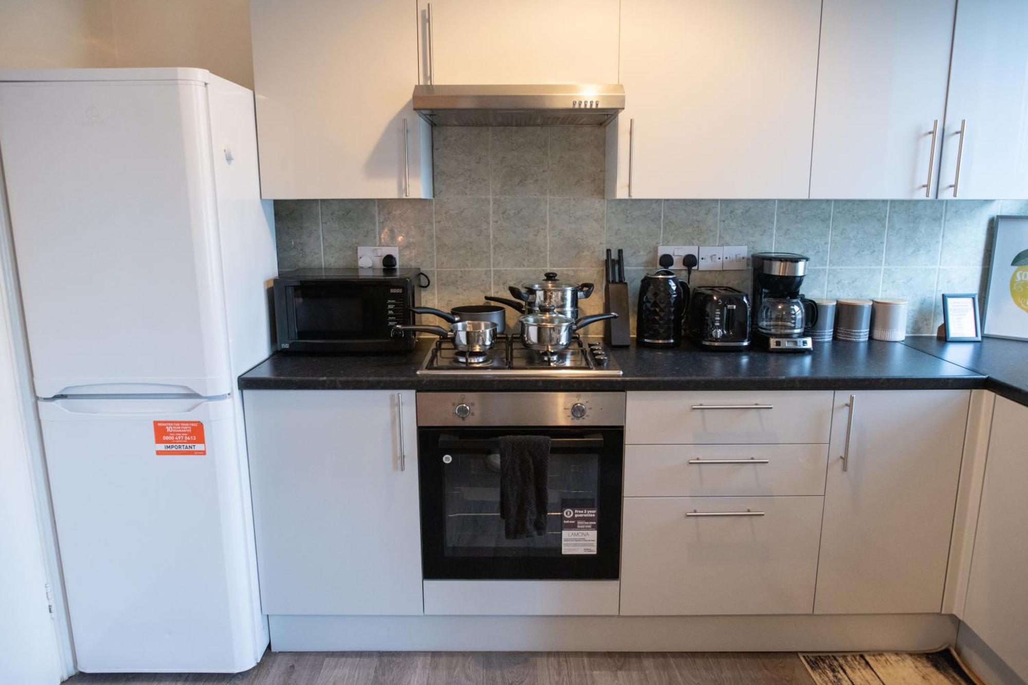 Ample Acton 4-bedroom Flat,ealing, West Appartamento *