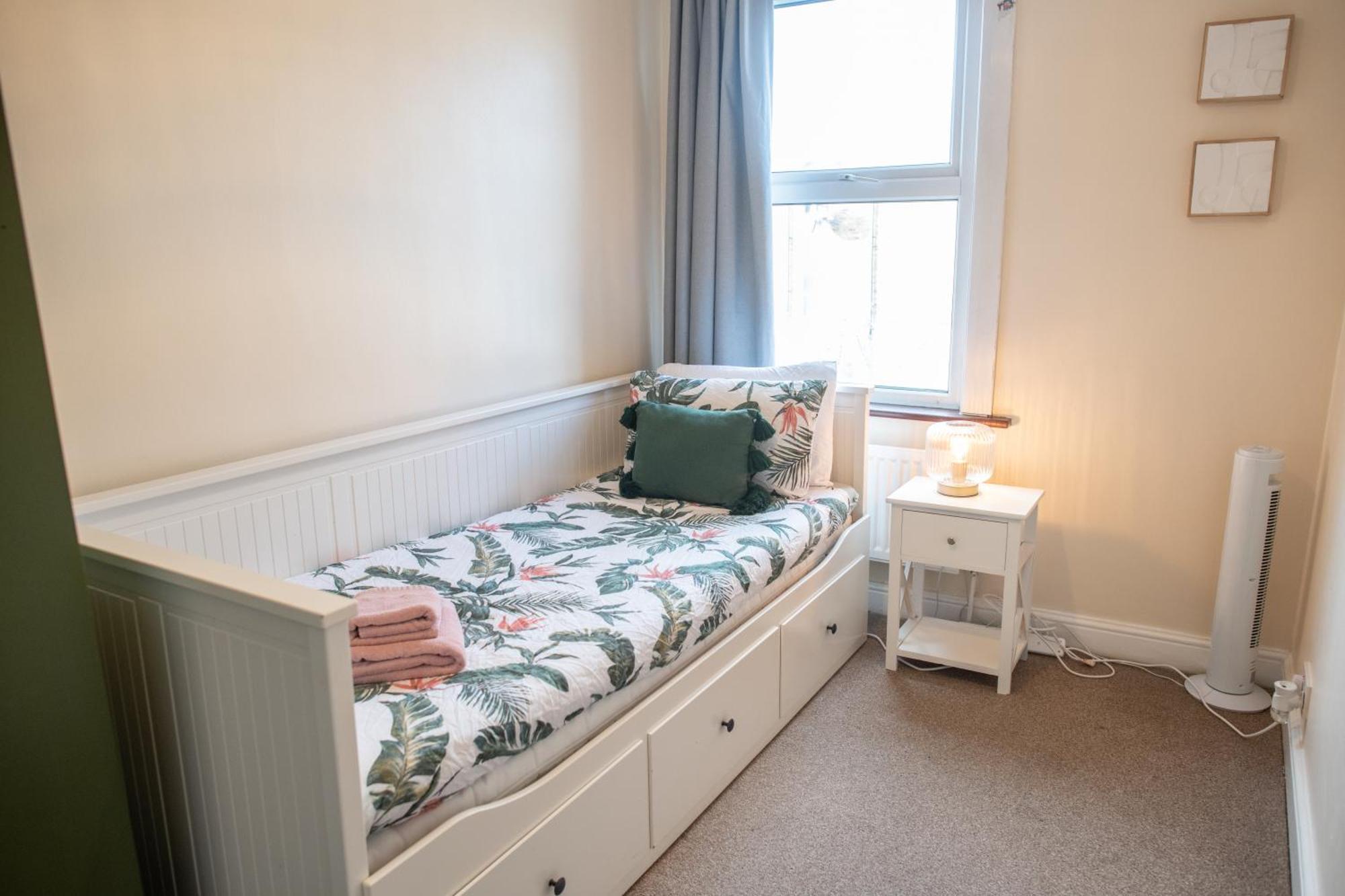 Appartamento Ample Acton 4-bedroom Flat,ealing, West