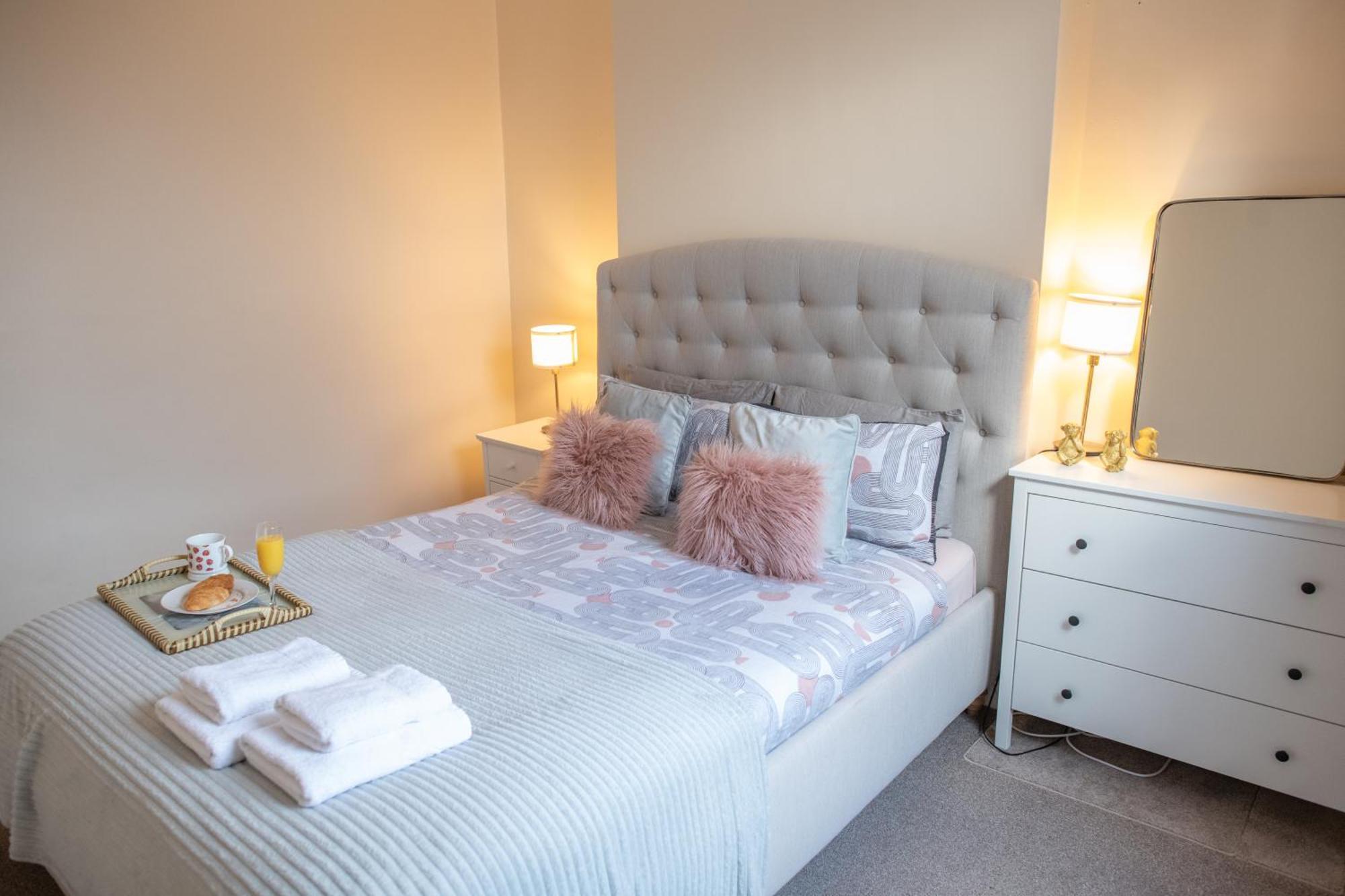 Appartamento Ample Acton 4-bedroom Flat,ealing, West *