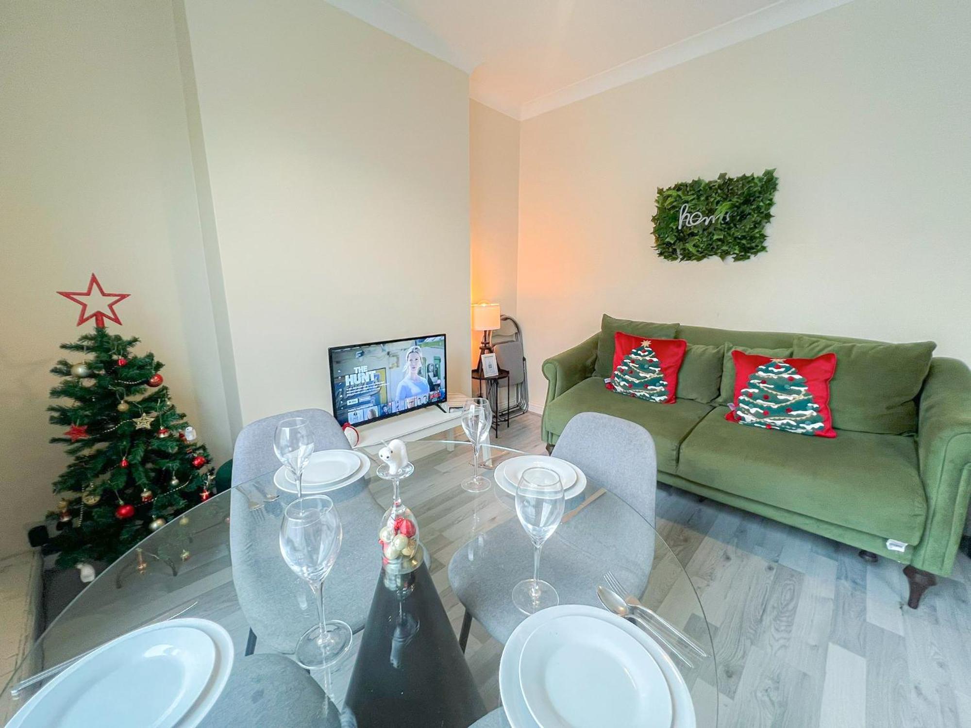 Ample Acton 4-bedroom Flat,ealing, West Appartamento Londra